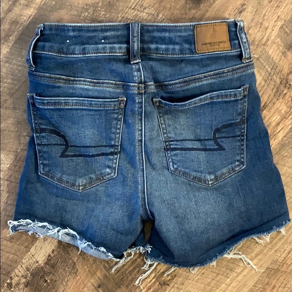 American eagle high rise cutoff shorts - Picture 2 of 4